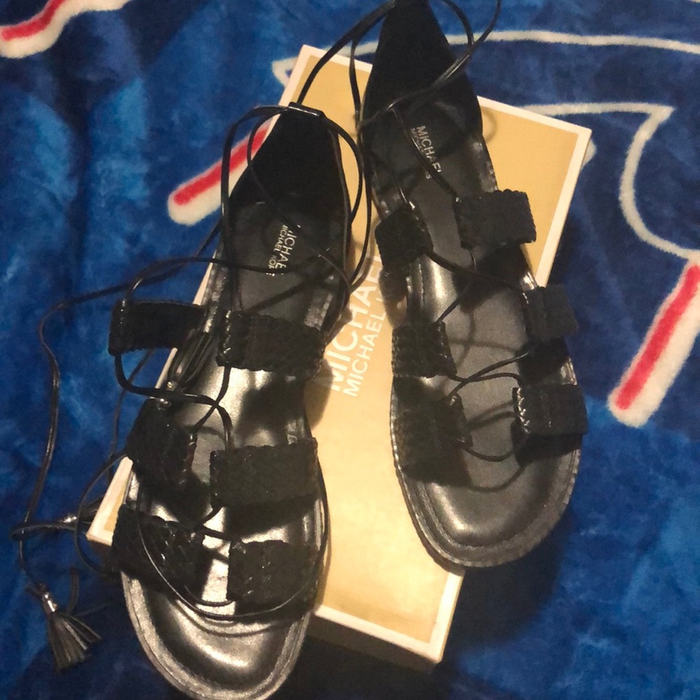 Mk sandals